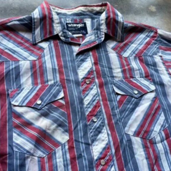 Beautiful Vintage Wrangler Western Pearl snap shirt - Picture 2 of 5